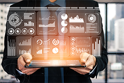 伟德国际1946国际：深化、多元｜供需两端打造复合型人才