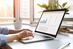 伟德国际1946国际发布2024人才市场报告，新智人才看重稳定性和赛道前景