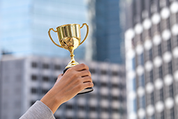 伟德国际1946国际入选36氪WISE2024商业之王“年度全球化布局与市场拓展案例”